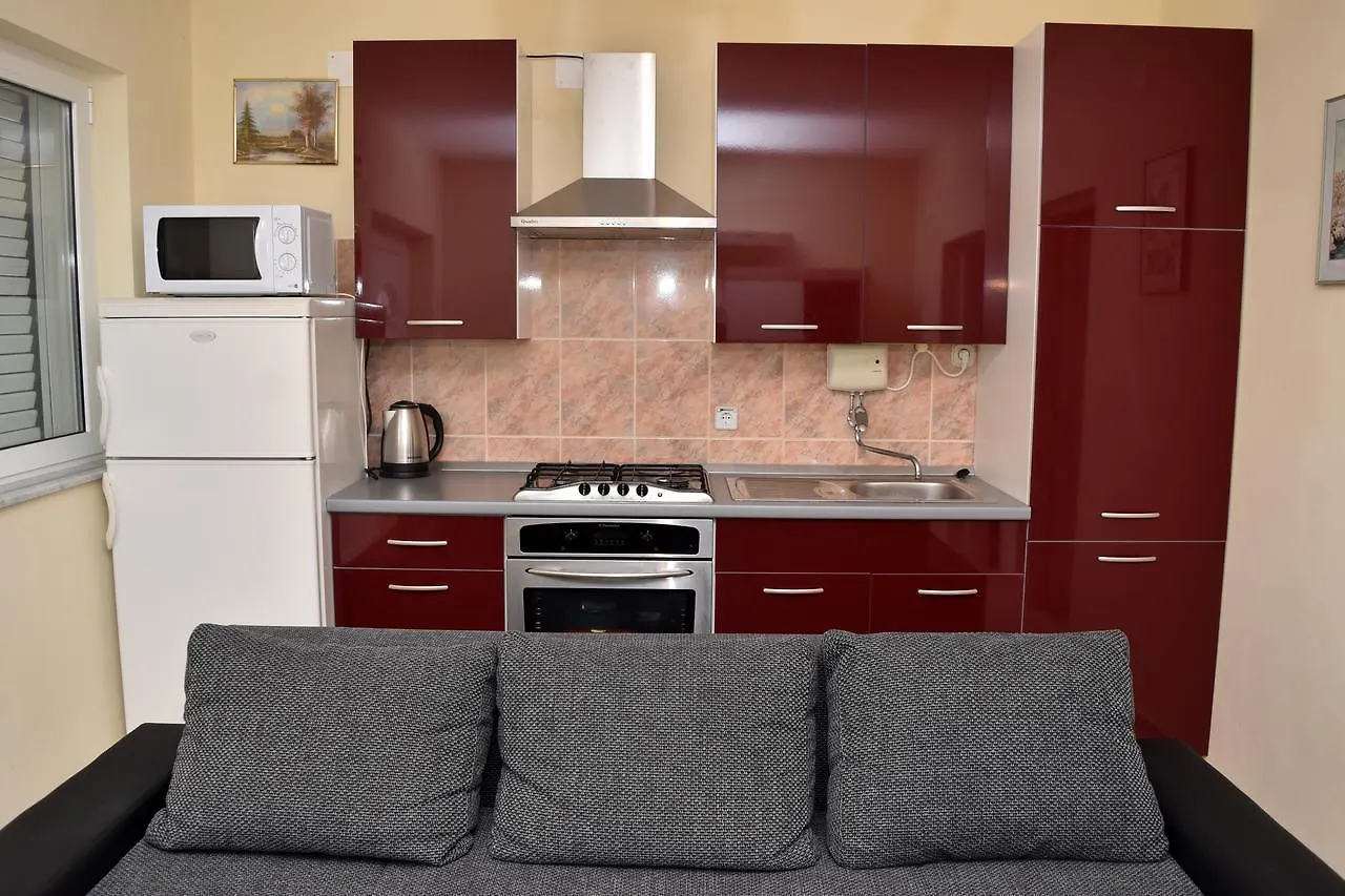Apartments Oresic Vir 0*,