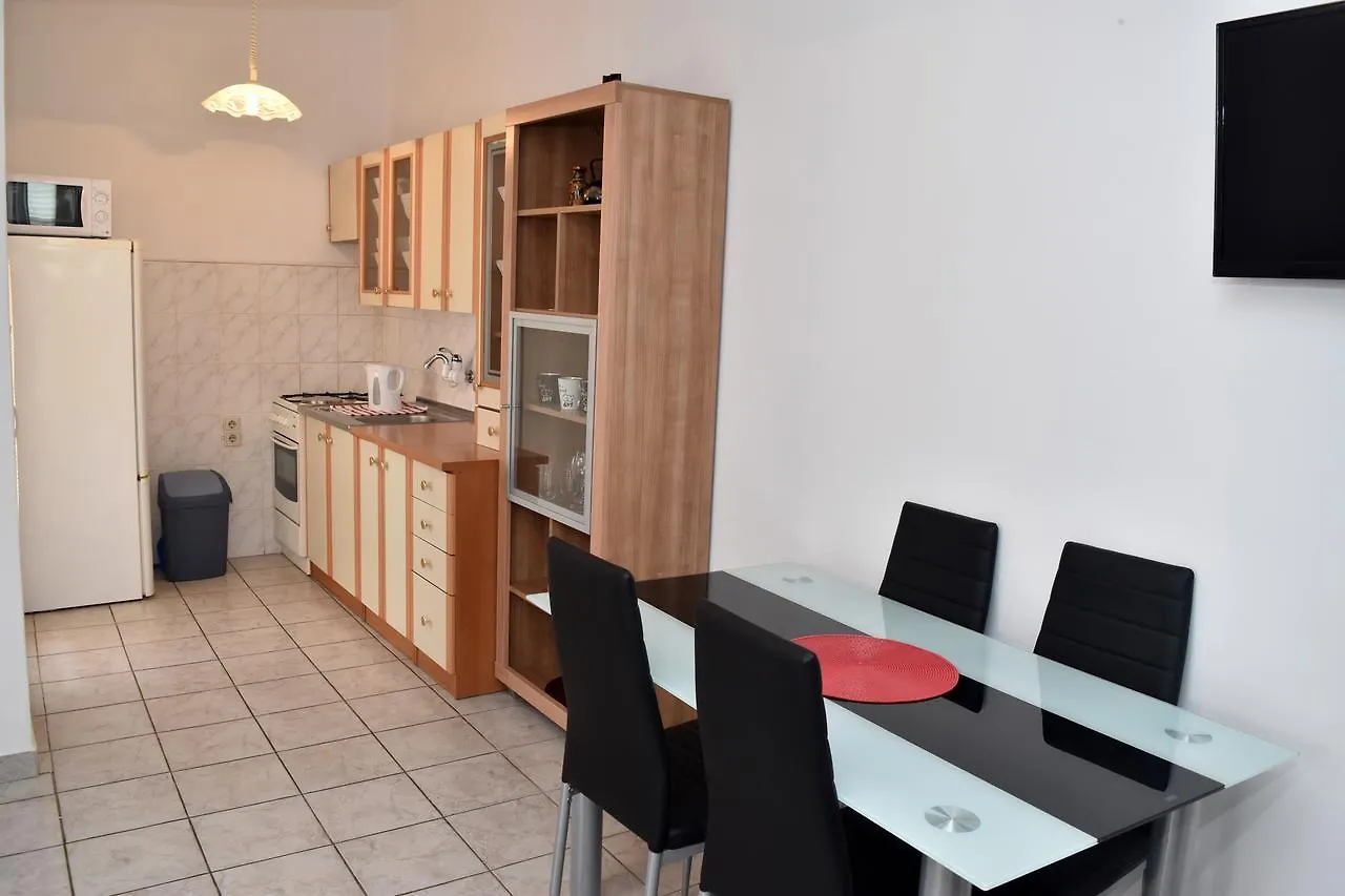 Apartments Oresic Vir