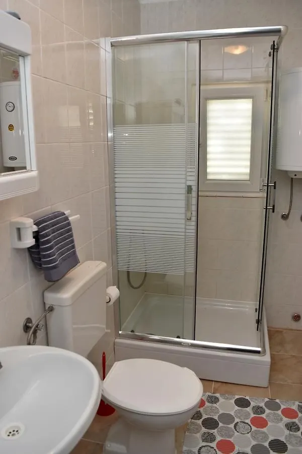 Apartments Oresic Vir
